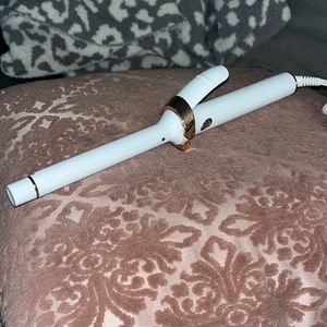 0.5” T3 Curling Iron